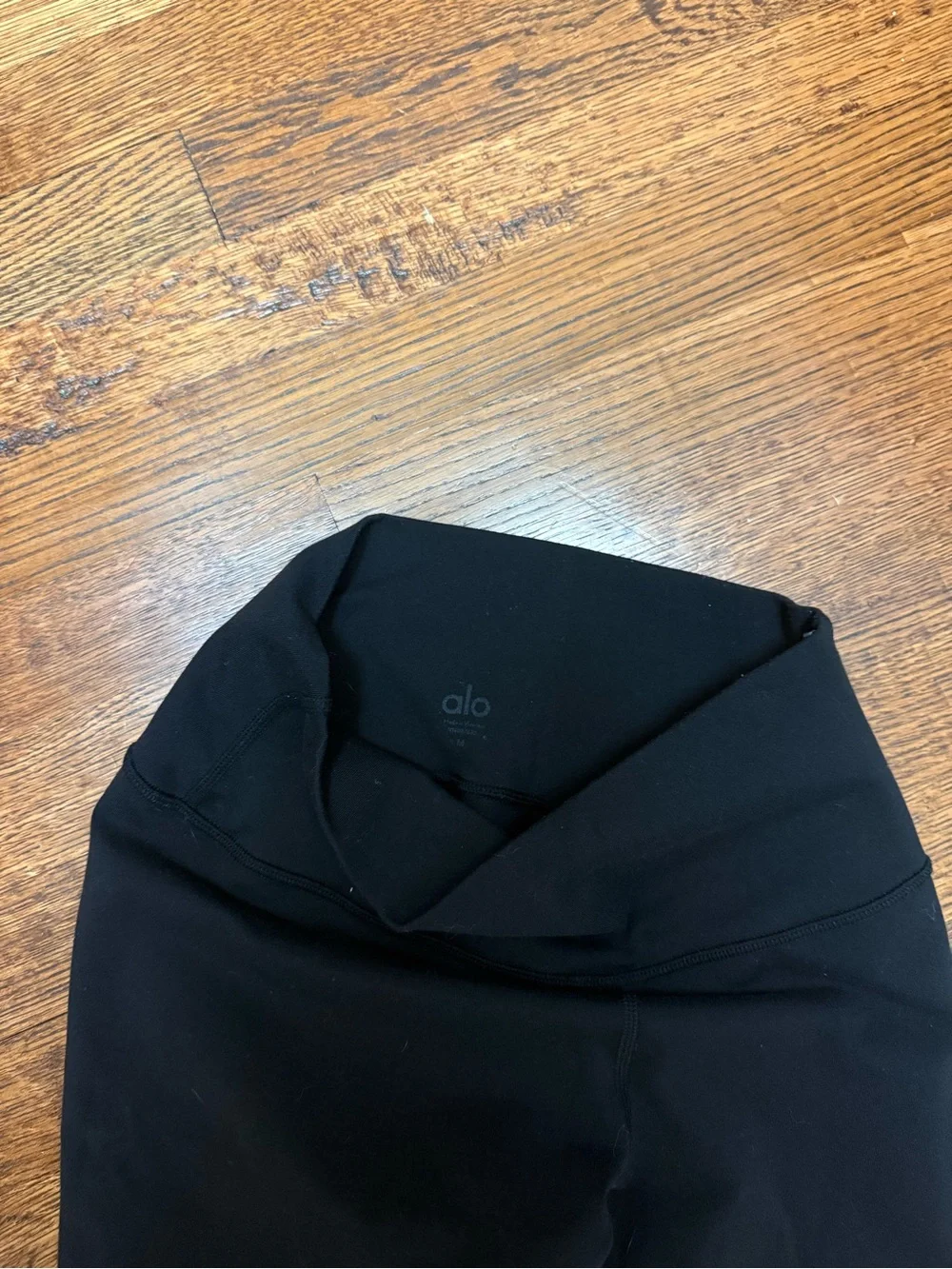 ALO Yoga sleek high